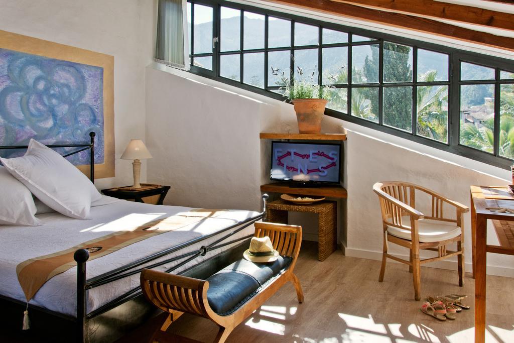 סולר Hotel Can Roses מראה חיצוני תמונה
