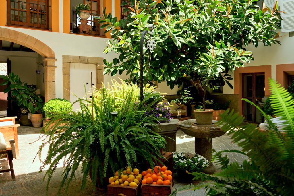 סולר Hotel Can Roses מראה חיצוני תמונה